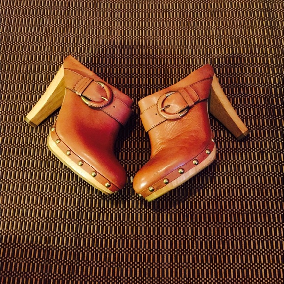 Coach Shoes - Coach clogs⚡️flash sale 1hr only!