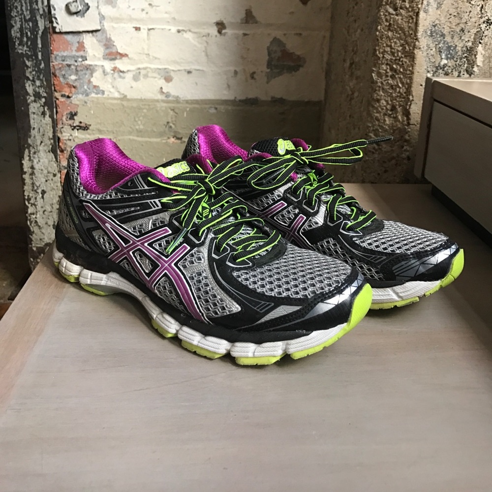 Asics GT2000 Running Shoes