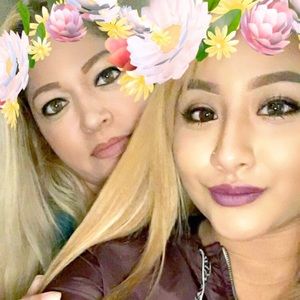 Meet your Posher, Ana