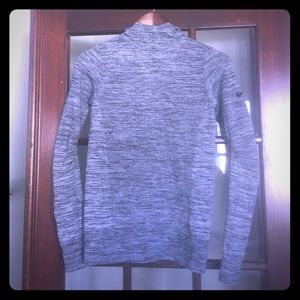 Nike Pro Hyperwarm Long-Sleeve Hooded Running Too