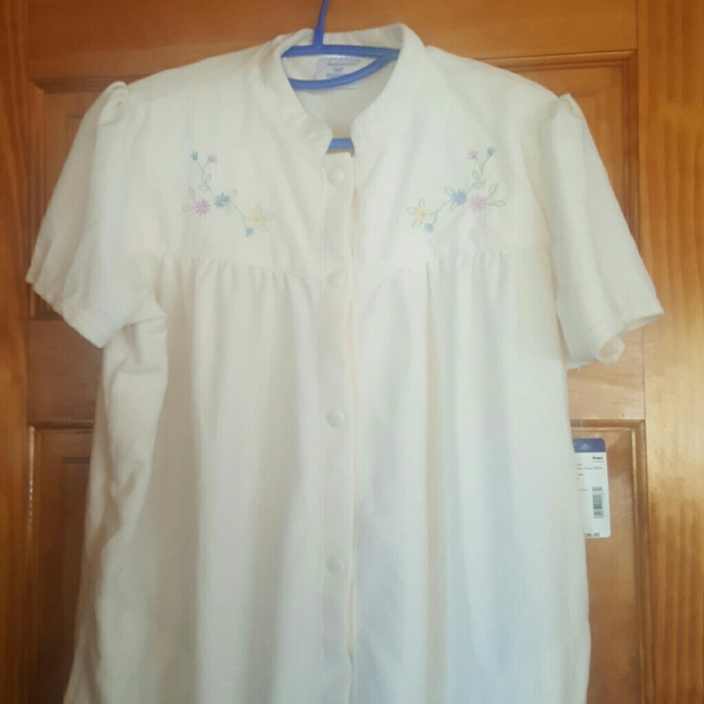 bathrobe - Picture 3 of 3