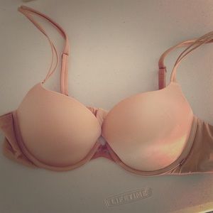 Victoria Secret 36C 'very sexy padded Demi'
