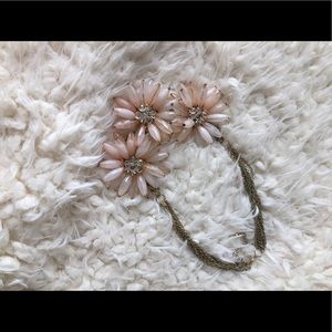 Floral chunky statement necklace