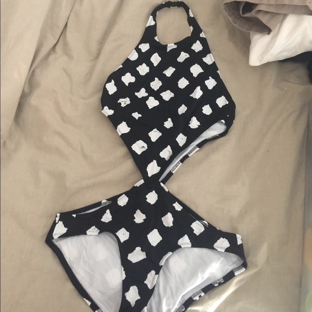 Kamali Kulture One piece swimsuit