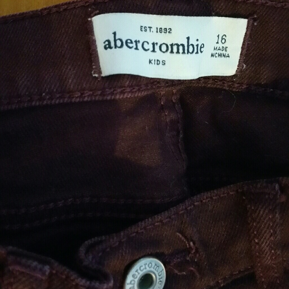 Girl's Abercrombie skinny jeans