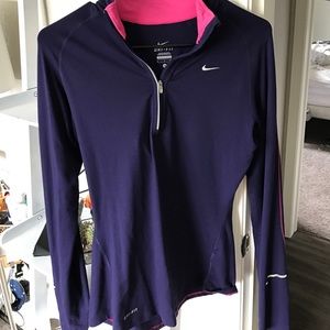 Nike dri-fit 1/2 zip