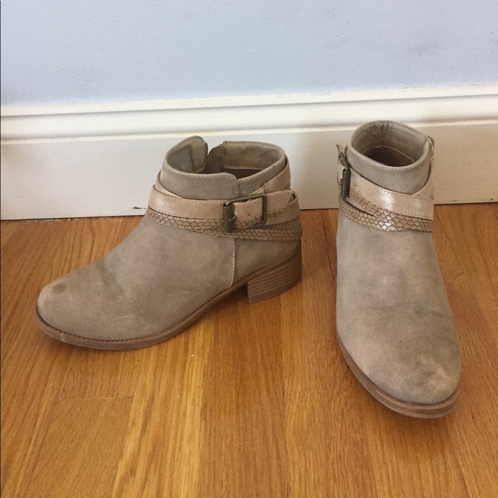 Ankle boots