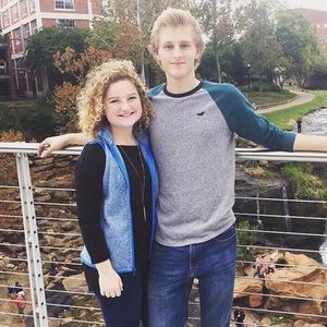 Meet your Posher, Allison