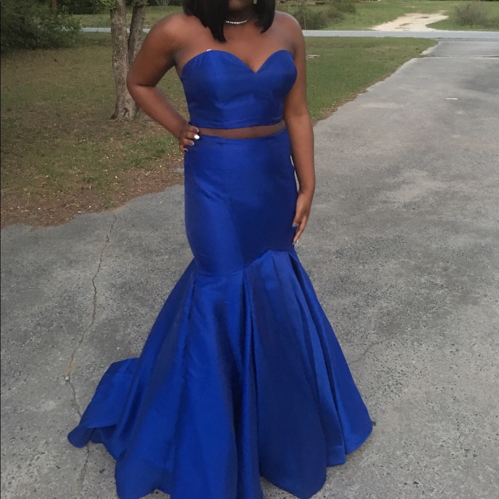 Prom dress