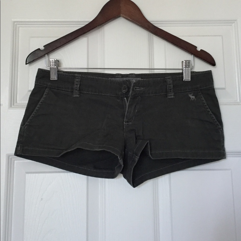 A&F stretch shorts