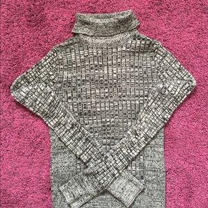 Aeropostale Turtleneck Medium