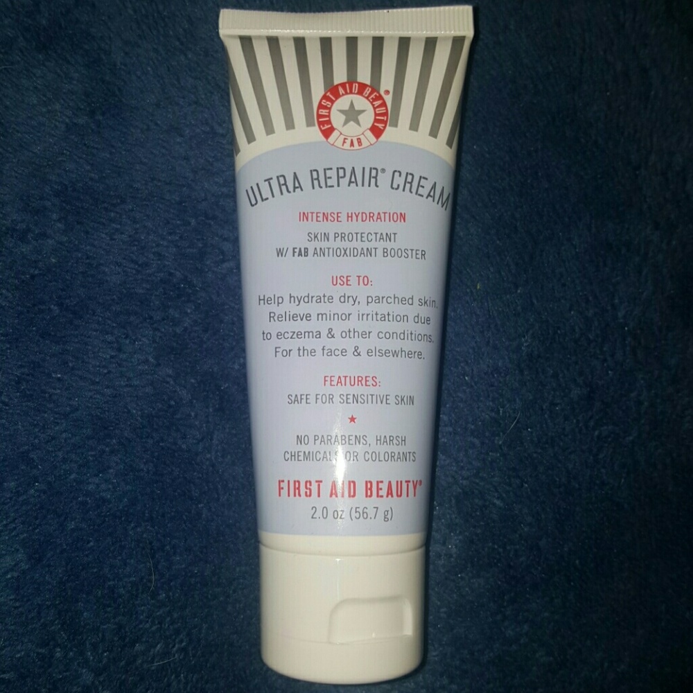 First aid beauty ultra repair cream