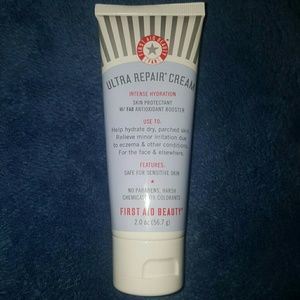 First aid beauty ultra repair cream