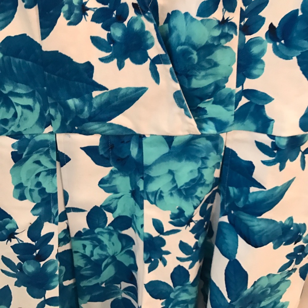 Only the romper! - Picture 2 of 4