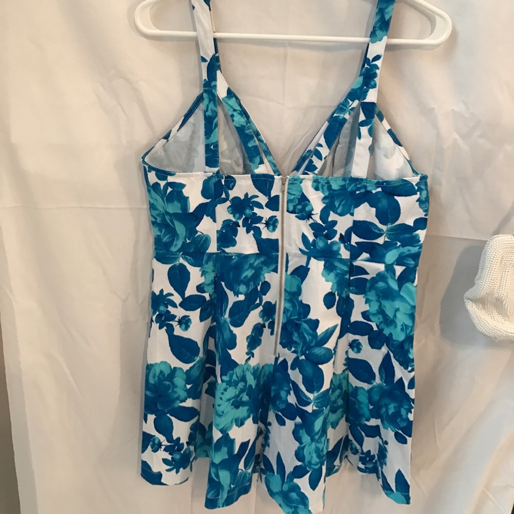 Only the romper! - Picture 4 of 4