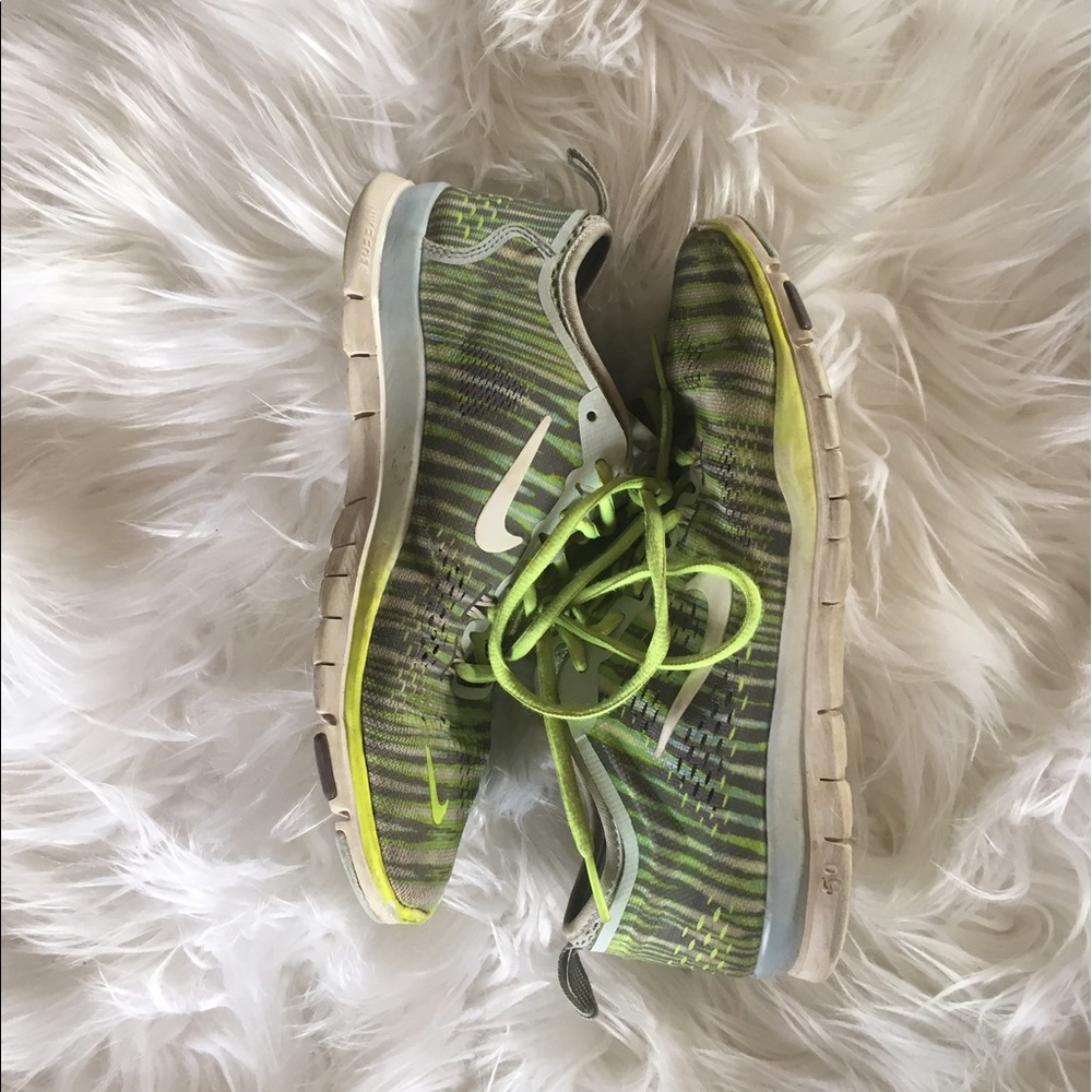 Nike frees - Picture 2 of 4