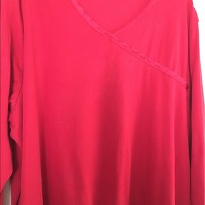Red long sleeve tshirt