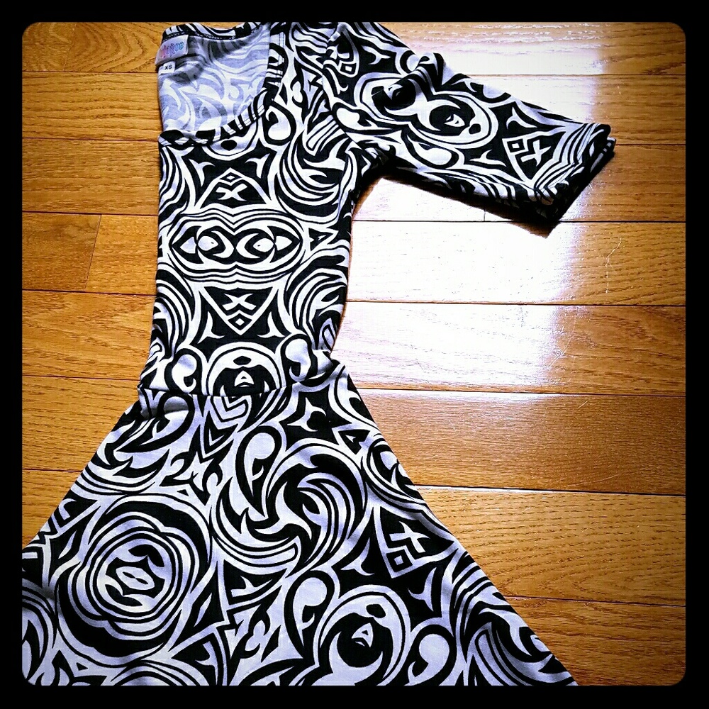 LulaRoe Nicole dress! Tribal print.