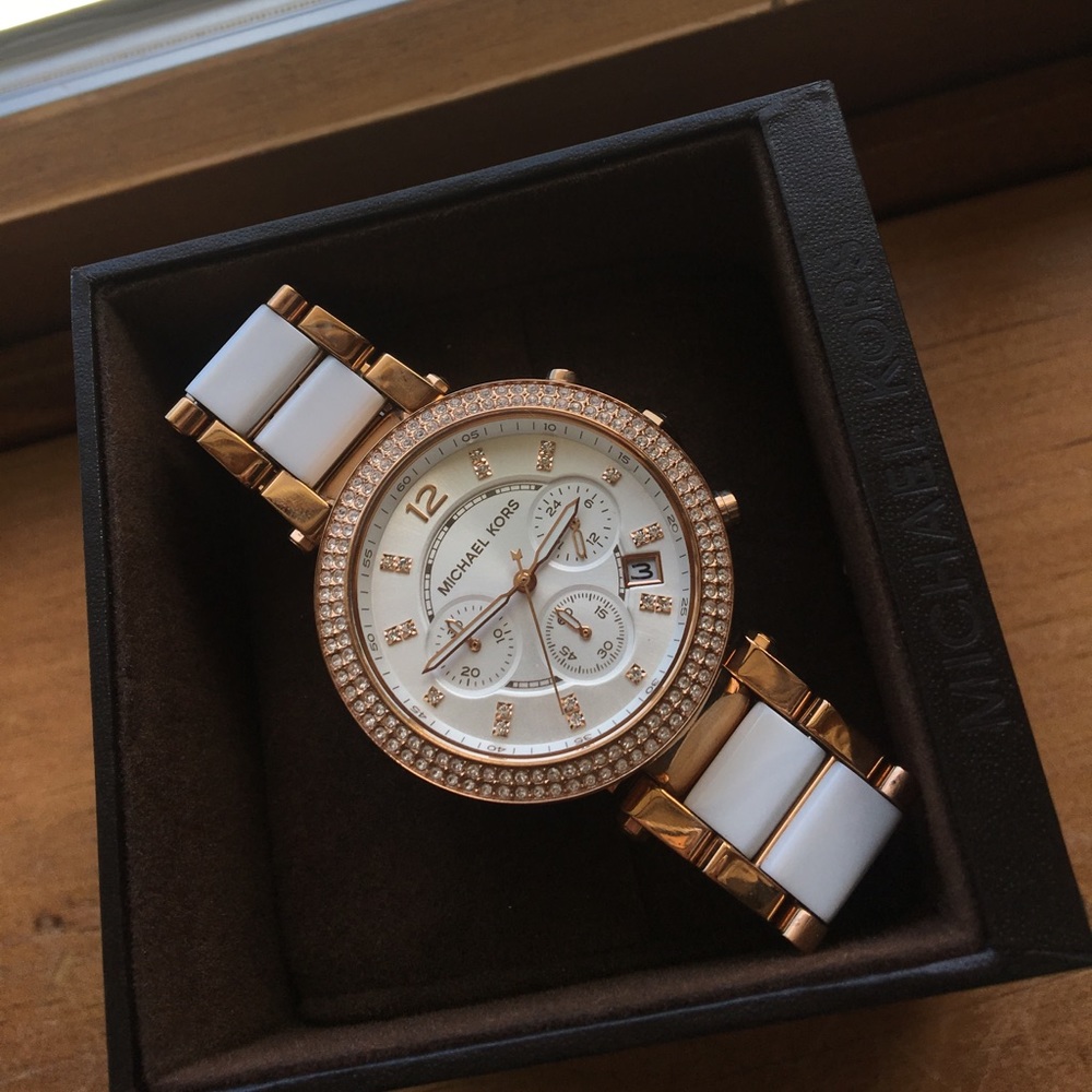 Michael Kors white and rose gold wrist watch