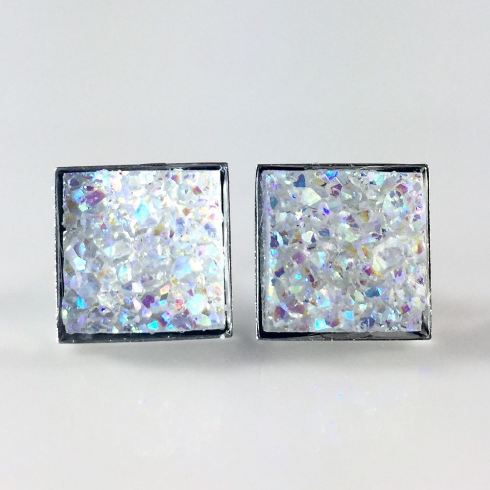3 for 15🎀 crystal faux druzy square studs - Picture 2 of 5