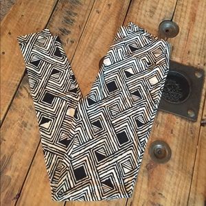 LuLaRoe OS leggings