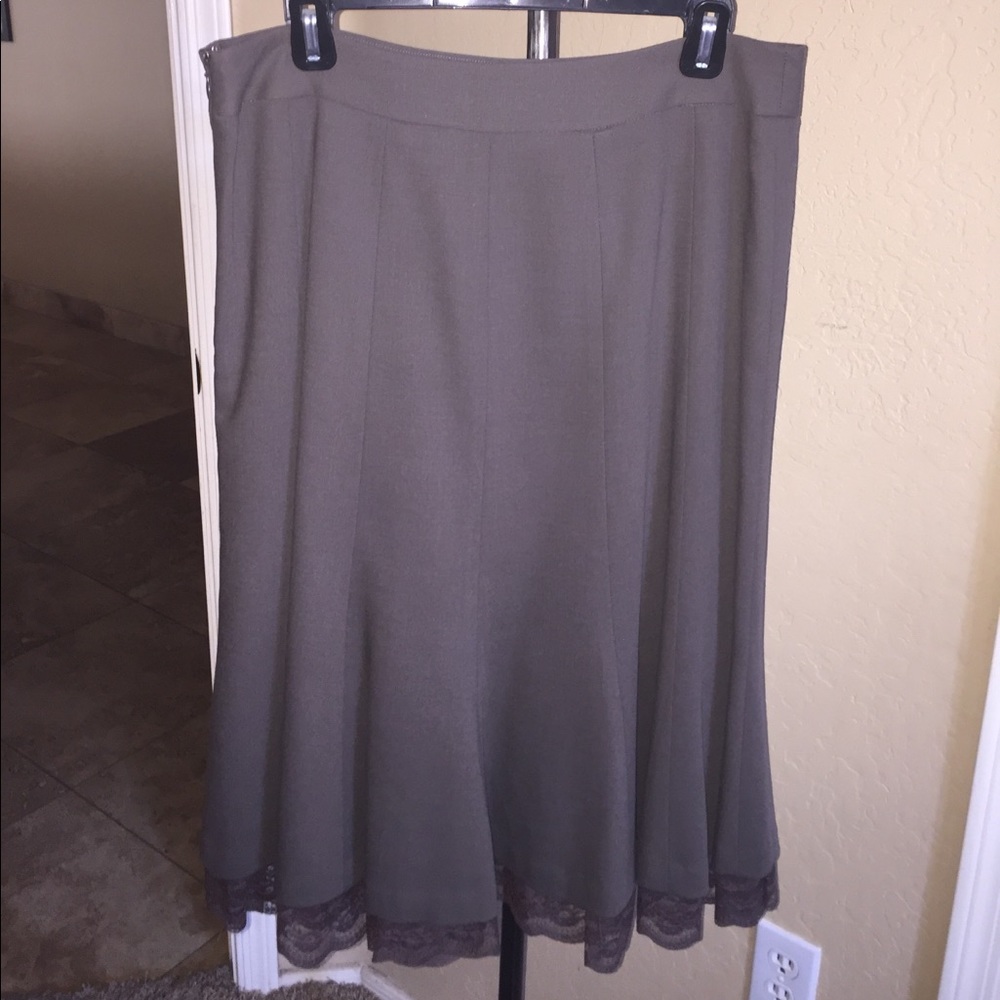 Ann Taylor loft  lined tote skirt size 10