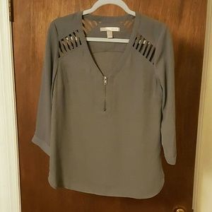 Forever 21 grey 3/4 sleeve blouse size small