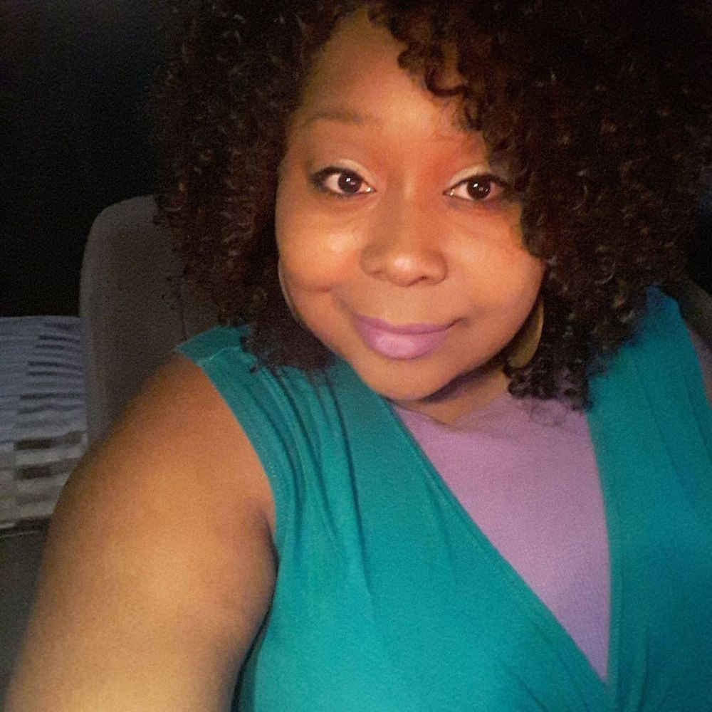 Meet your Posher, Tovah