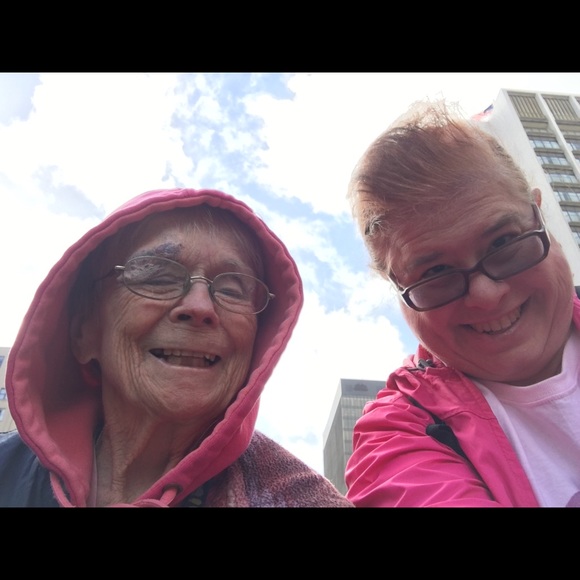 Meet your Posher, Bobbi - Picture 2 of 2