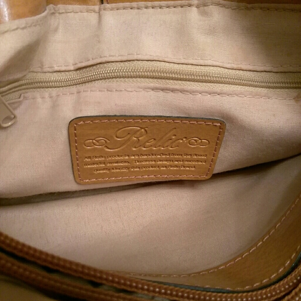 RELIC "Well Organized" Weaved Purse - Picture 5 of 8