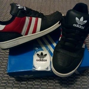 Men adidas Comptown ST shoes size 10