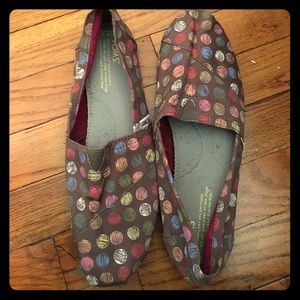 NWOT Brown Polka Dot Toms!