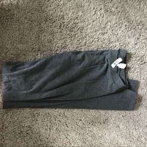 Victoria's Secret grey yoga leggings