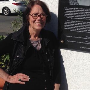 Meet your Posher, Jean