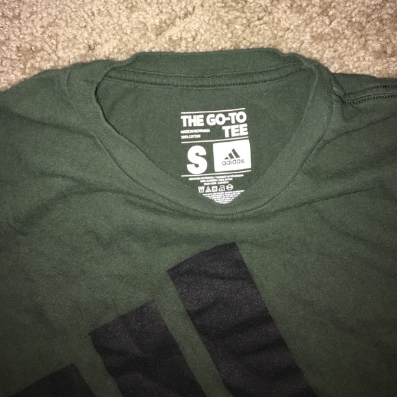 Authentic Adidas - Picture 2 of 2