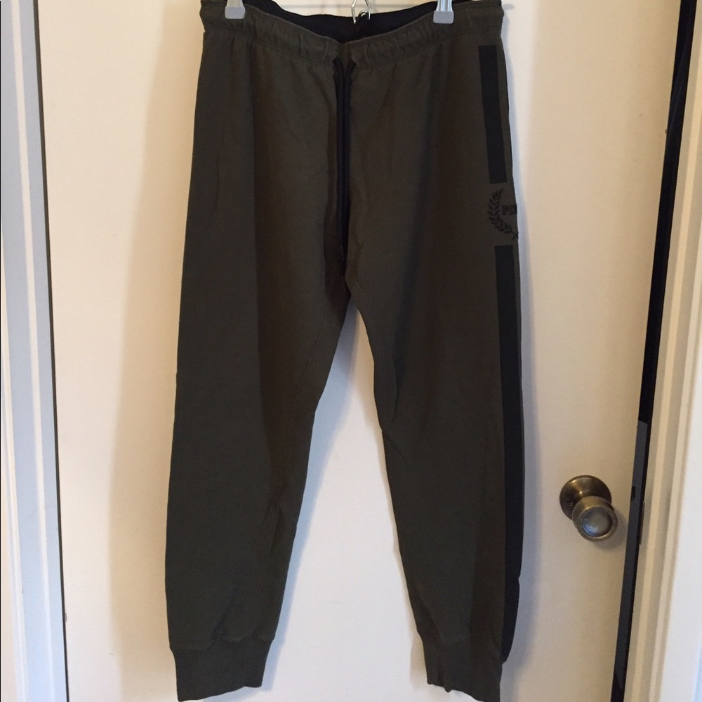 VS Pink Gym Pant