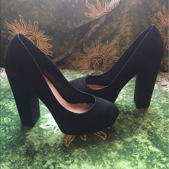 Mix No. 6- Platform Pump- Microsuede- Black - Picture 2 of 4