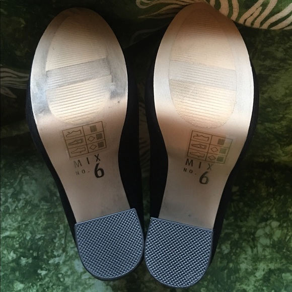 Mix No. 6- Platform Pump- Microsuede- Black - Picture 4 of 4