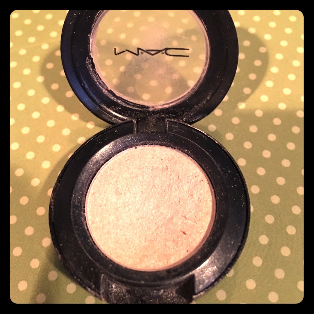 Mac shadow