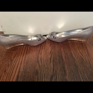 Antonio Melani Silver Wedge
