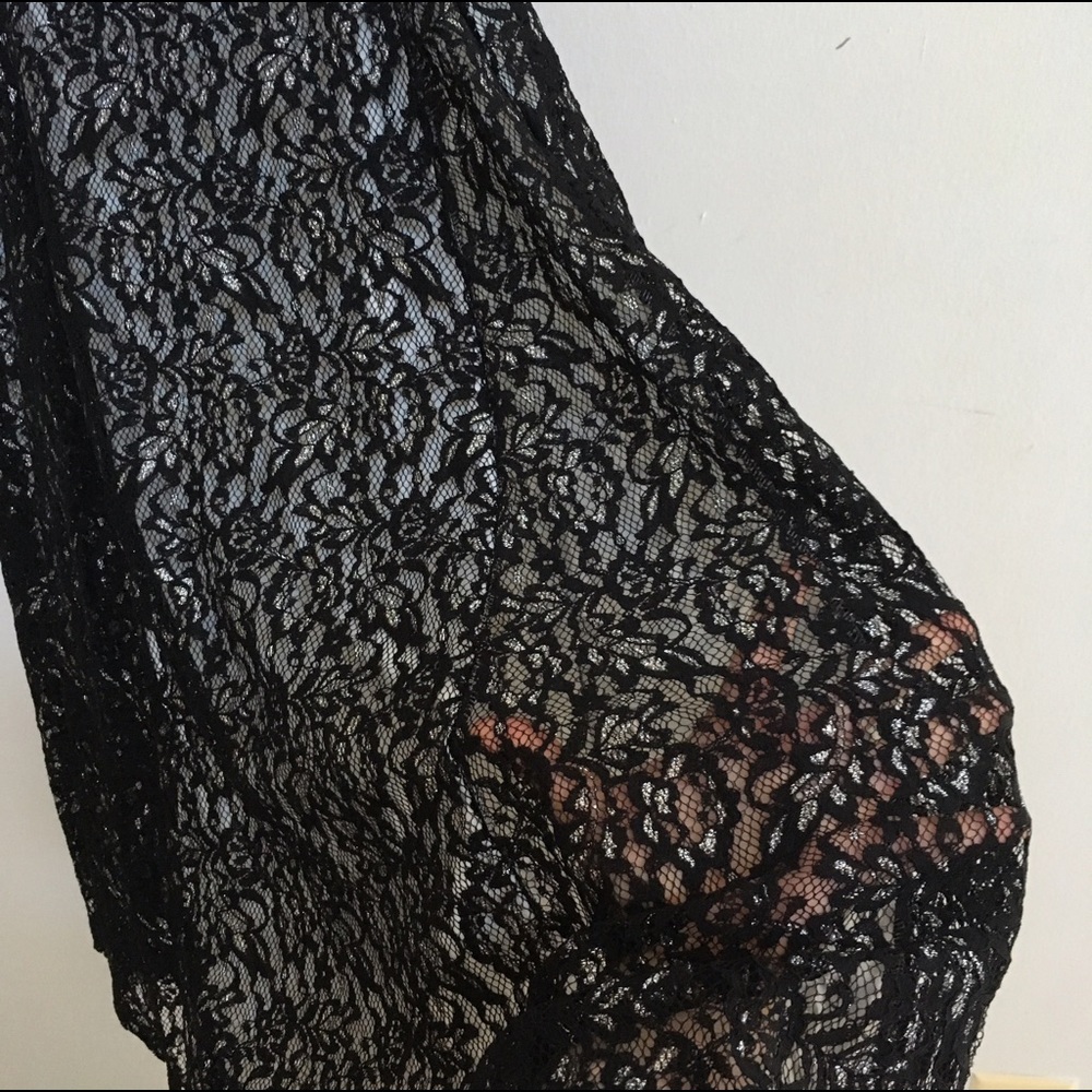NWT Gorgeous Lace Ball Gown - Picture 4 of 8