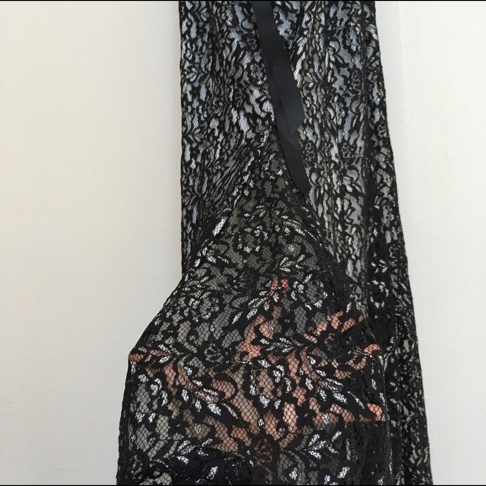 NWT Gorgeous Lace Ball Gown - Picture 8 of 8