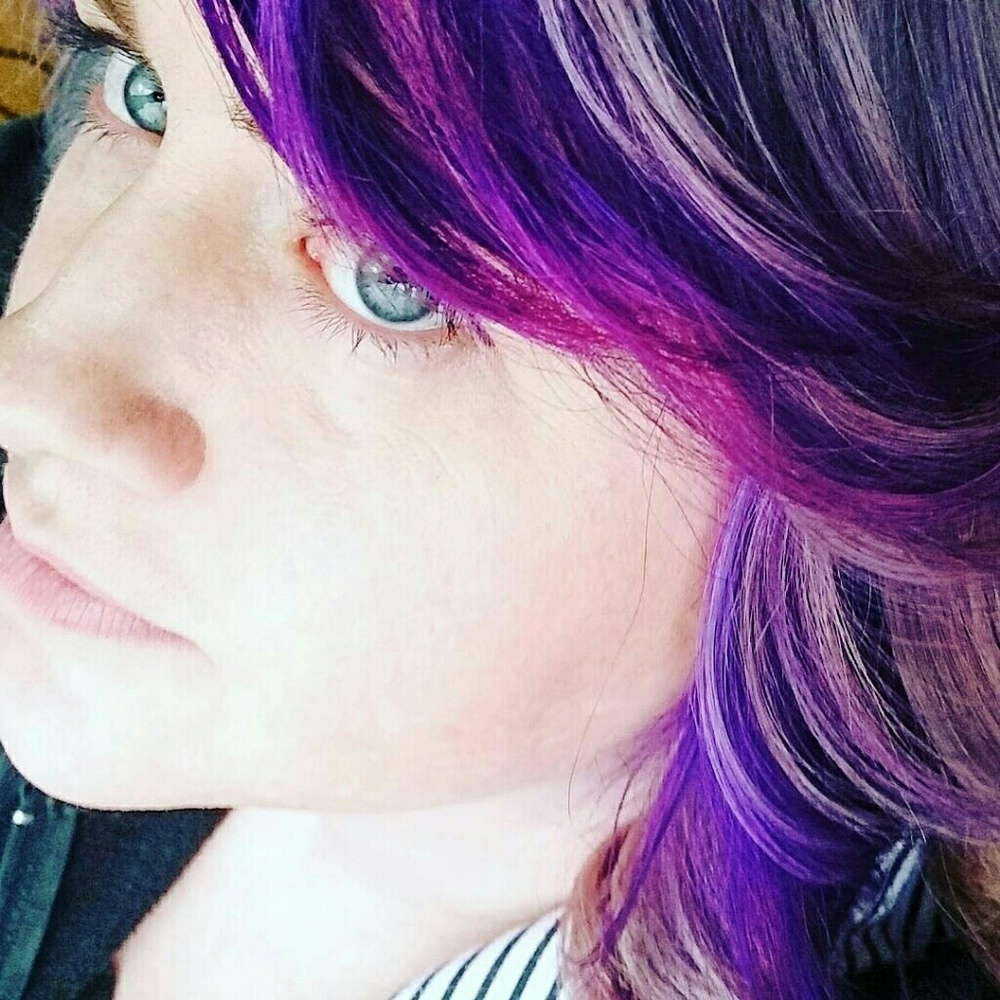 Meet your Posher, emae