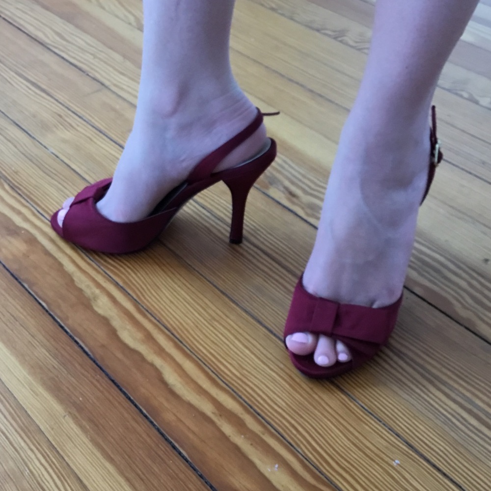 BCBG Bow-Tie Burgundy Heels