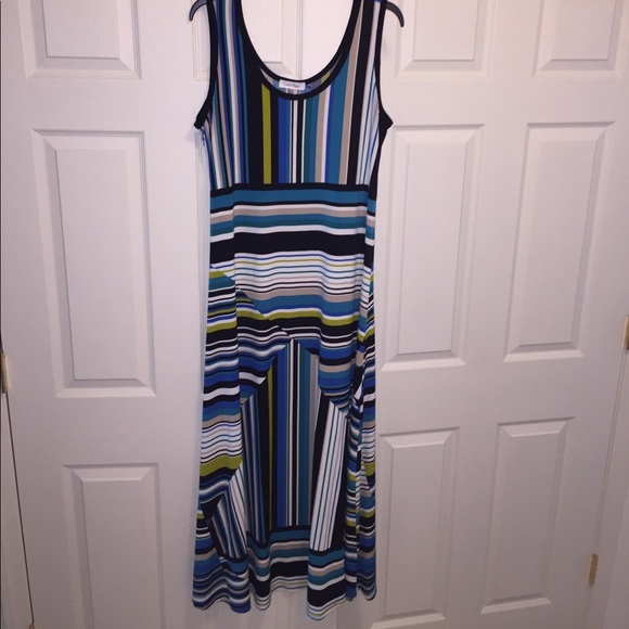 MOVING SALE!!! Calvin Klein Maxi Dress - Picture 2 of 4