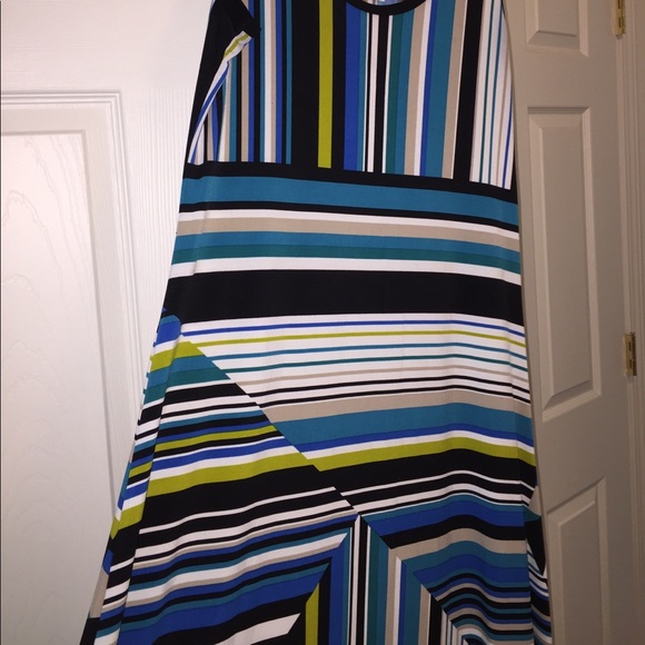 MOVING SALE!!! Calvin Klein Maxi Dress - Picture 4 of 4