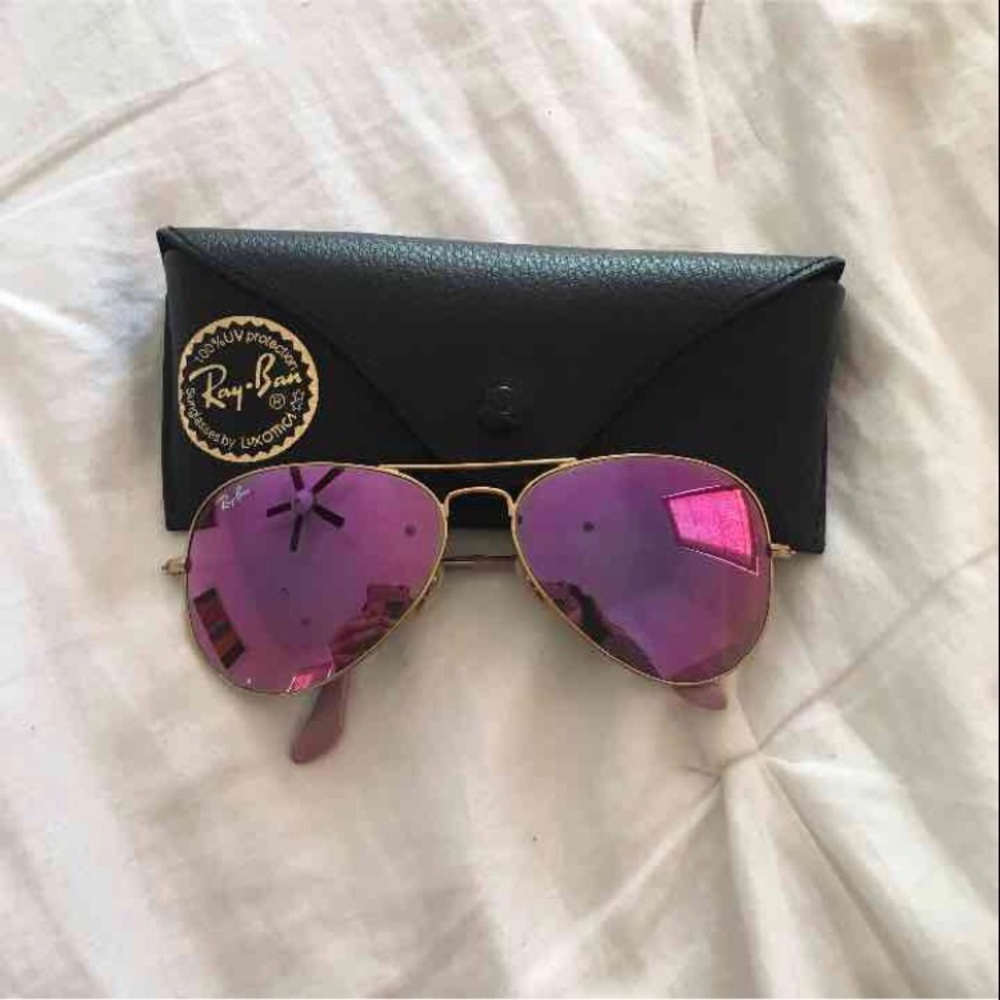 PINK/PURPLE RAYBANS