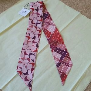 New Coach Pony Tail with tag