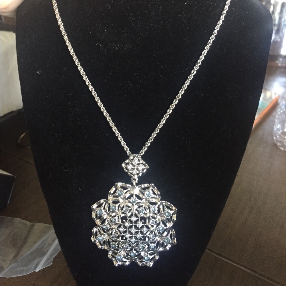 Silver medallion necklace with blue stones 32"