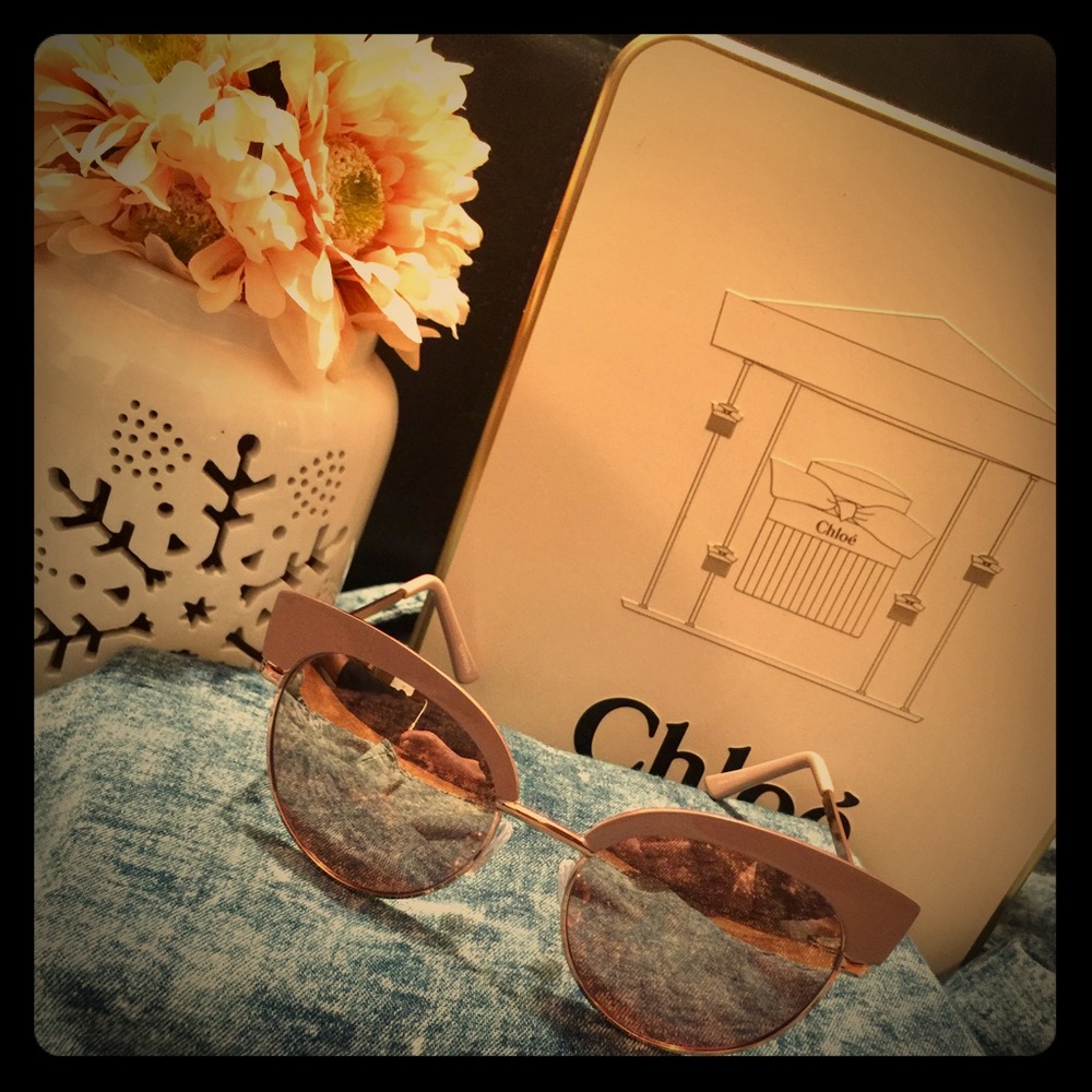 Cat eye Queen sunglasses